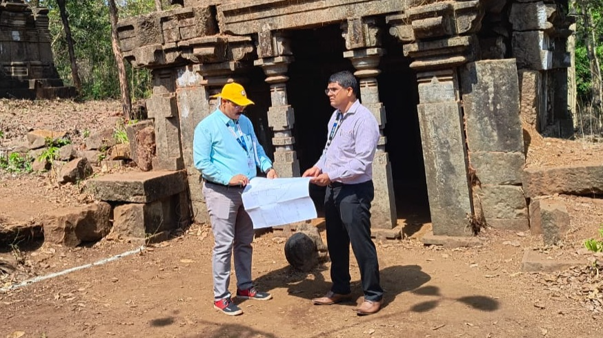 छ. संभाजी महाराज स्मारक व परिसर विकास कामी कसबा  ता. संगमेश्वर चे मोजणी तपासणी 